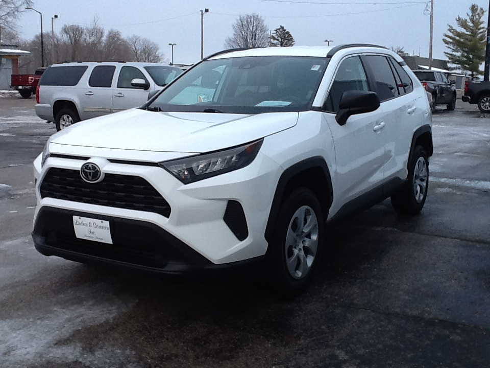Toyota RAV4 LE AWD (Natl) 2020