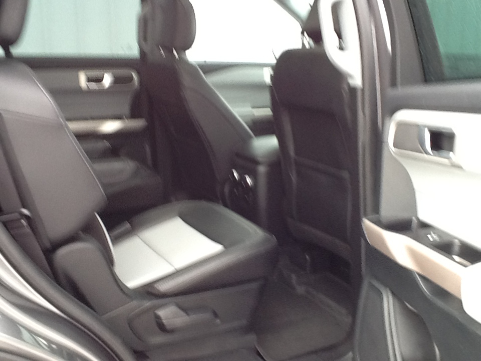 Ford Explorer XLT 4WD 2023