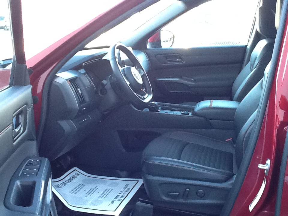 Nissan Pathfinder Rock Creek 4WD 2025