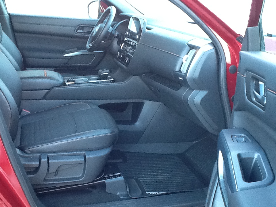 Nissan Pathfinder Rock Creek 4WD 2025