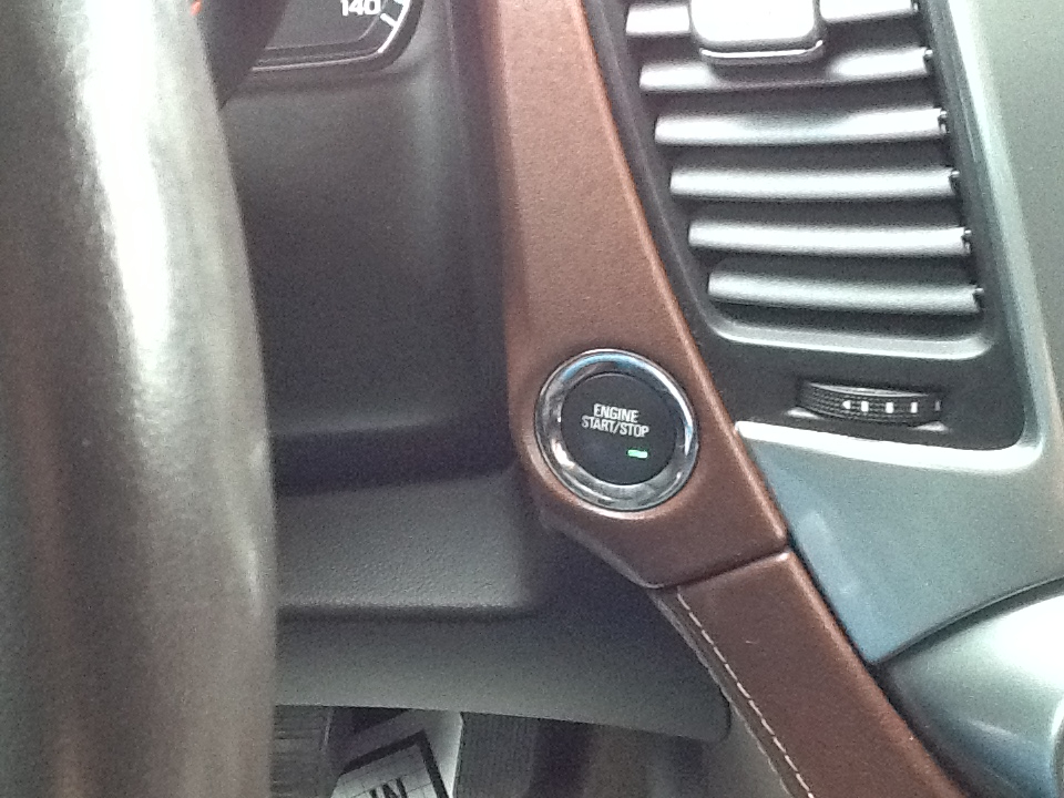 Chevrolet Suburban 4WD 4dr 1500 Premier 2019