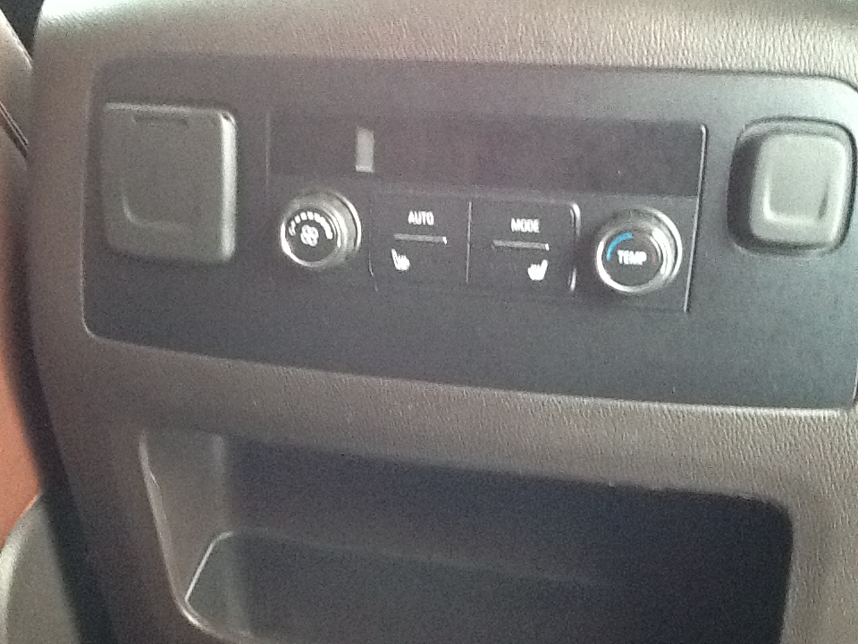 Chevrolet Suburban 4WD 4dr 1500 Premier 2019