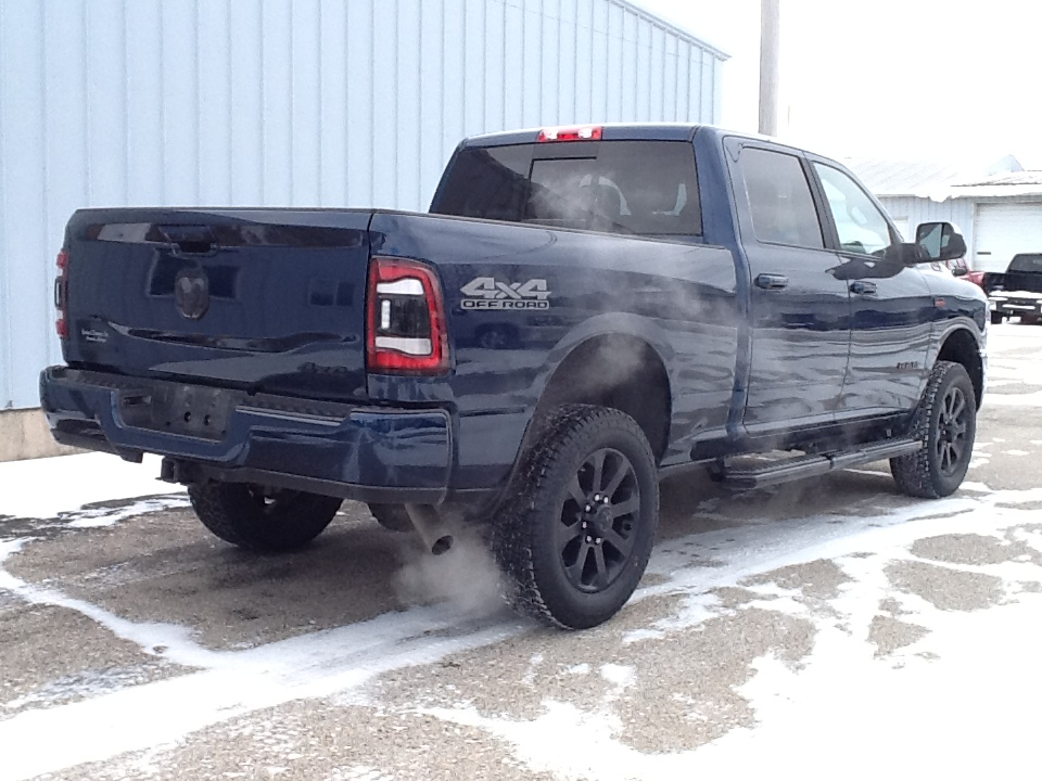 RAM 2500 Big Horn 4x4 Crew Cab 6'4" Box 2022