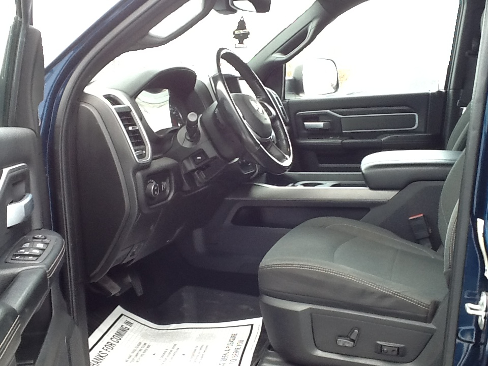 RAM 2500 Big Horn 4x4 Crew Cab 6'4" Box 2022