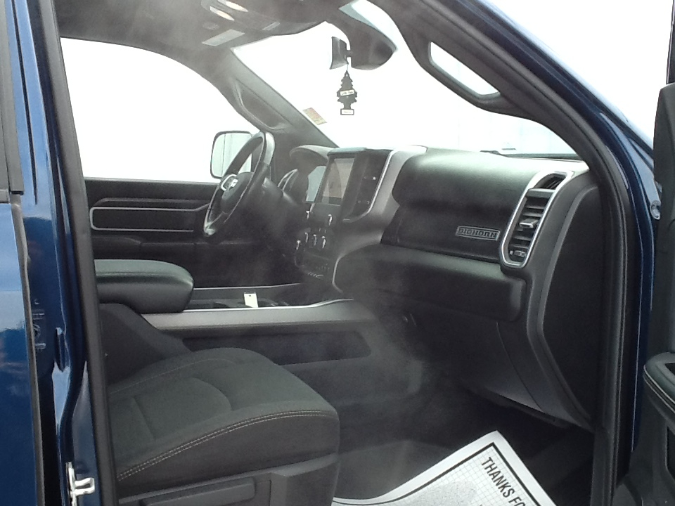 RAM 2500 Big Horn 4x4 Crew Cab 6'4" Box 2022