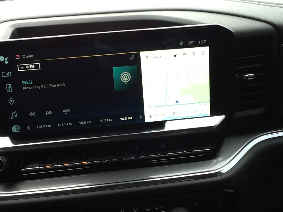 Chevrolet Silverado 1500 4WD Crew Cab 147" High Country 2023