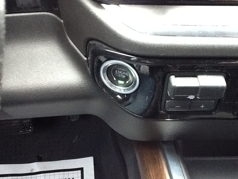 Chevrolet Silverado 1500 4WD Crew Cab 147" High Country 2023