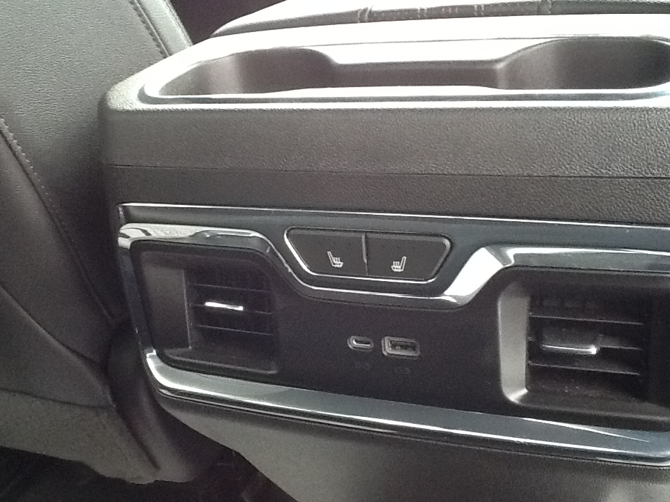 Chevrolet Silverado 1500 4WD Crew Cab 147" High Country 2023