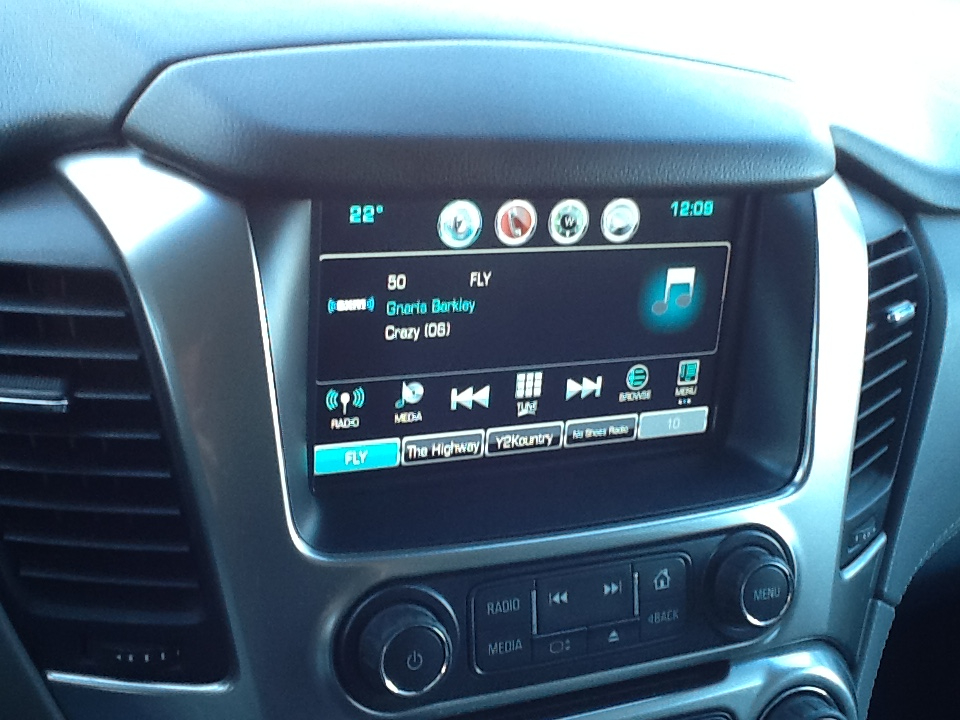 Chevrolet Suburban 4WD 4dr 1500 LT 2018