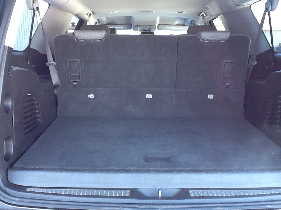 Chevrolet Suburban 4WD 4dr 1500 LT 2018