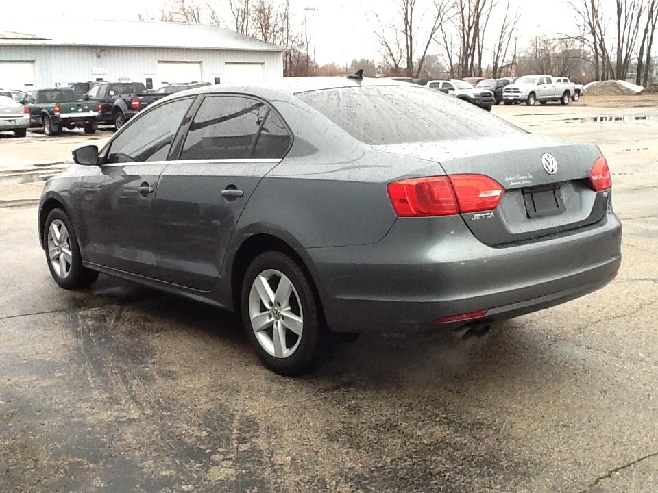 Volkswagen Jetta Sedan 4dr DSG TDI 2013