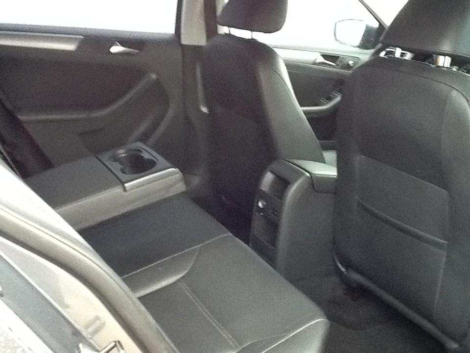 Volkswagen Jetta Sedan 4dr DSG TDI 2013