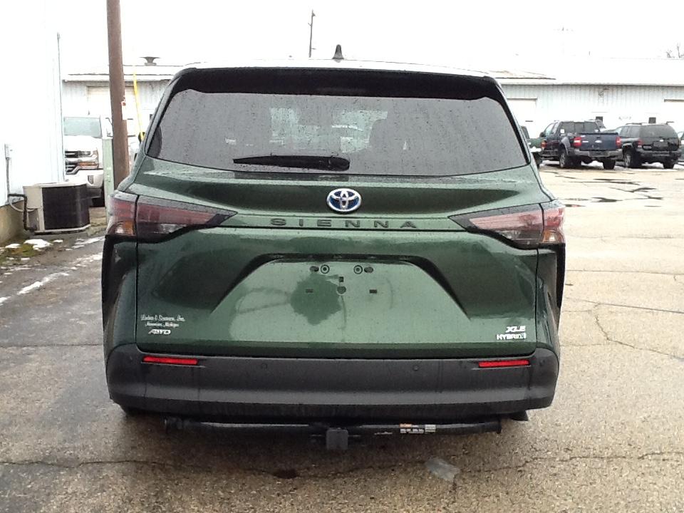 Toyota Sienna XLE AWD 7-Passenger (Natl) 2024