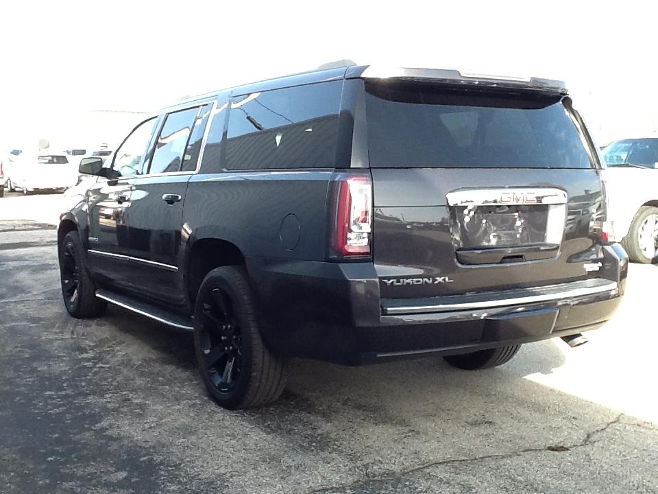 GMC Yukon XL 4WD 4dr Denali 2016