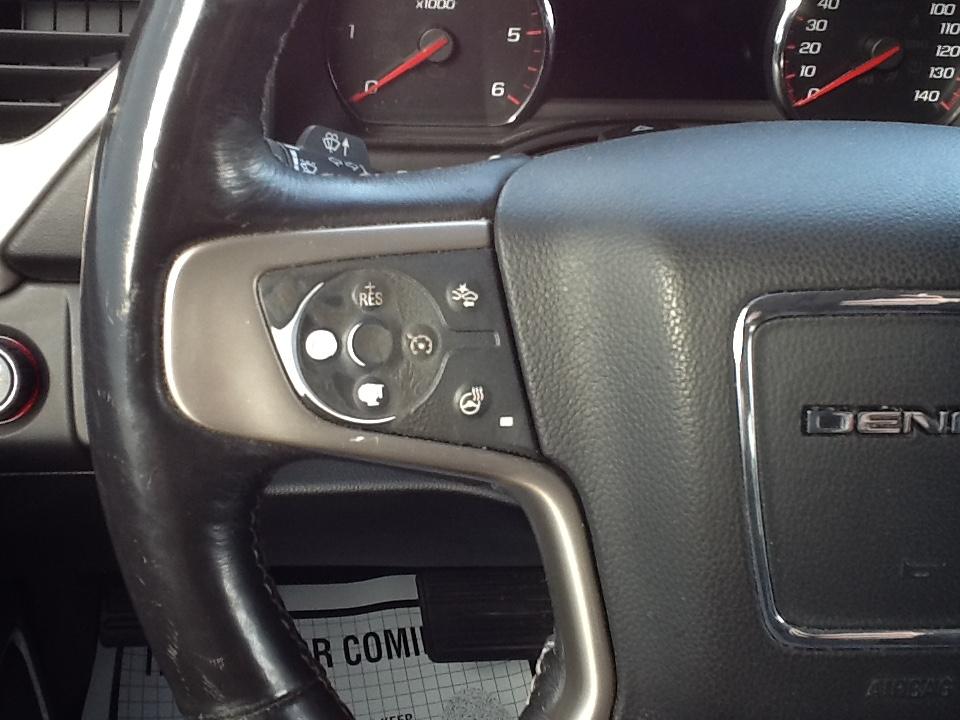 GMC Yukon XL 4WD 4dr Denali 2016