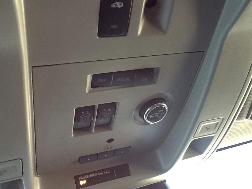 GMC Yukon XL 4WD 4dr Denali 2016