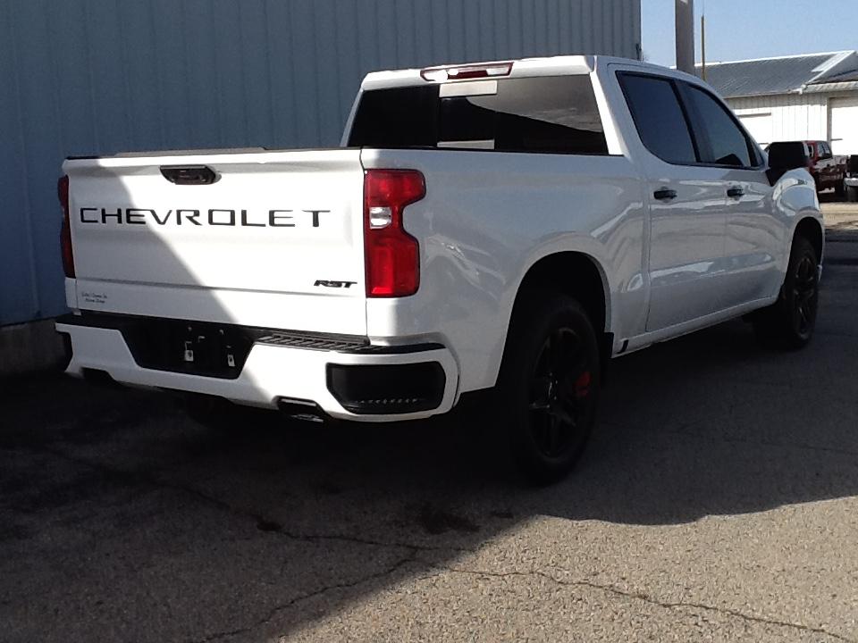 Chevrolet Silverado 1500 4WD Crew Cab 147" RST 2023