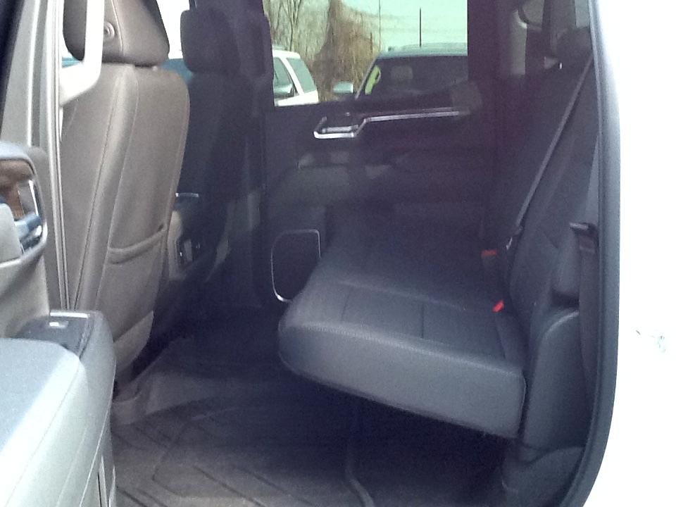 Chevrolet Silverado 1500 4WD Crew Cab 147" RST 2023