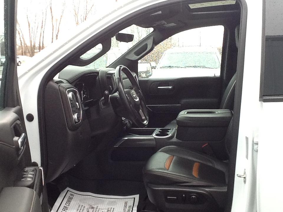 GMC Sierra 1500 4WD Crew Cab 157" AT4 2019