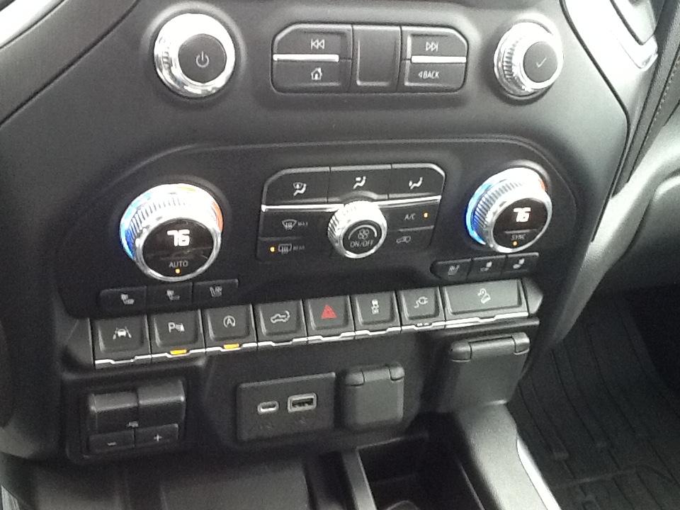 GMC Sierra 1500 4WD Crew Cab 157" AT4 2019