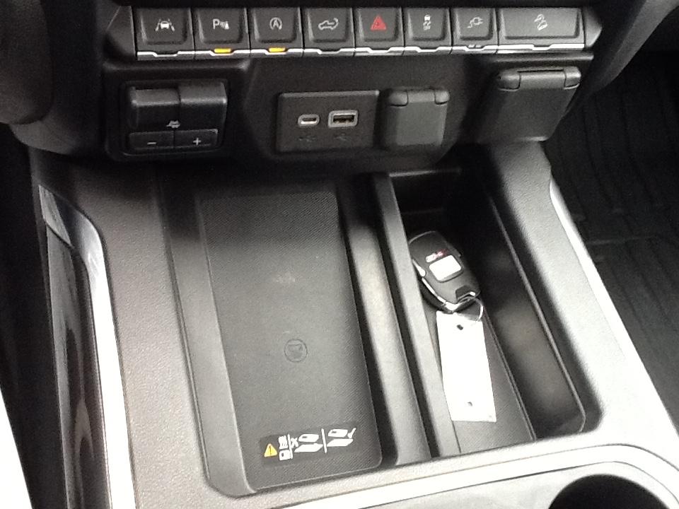 GMC Sierra 1500 4WD Crew Cab 157" AT4 2019