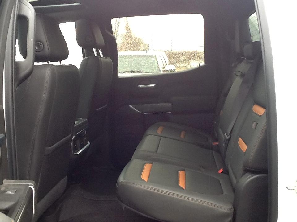 GMC Sierra 1500 4WD Crew Cab 157" AT4 2019