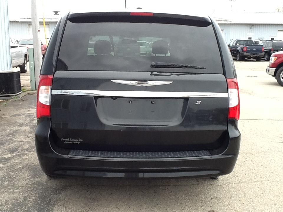 Chrysler Town & Country 4dr Wgn S 2016