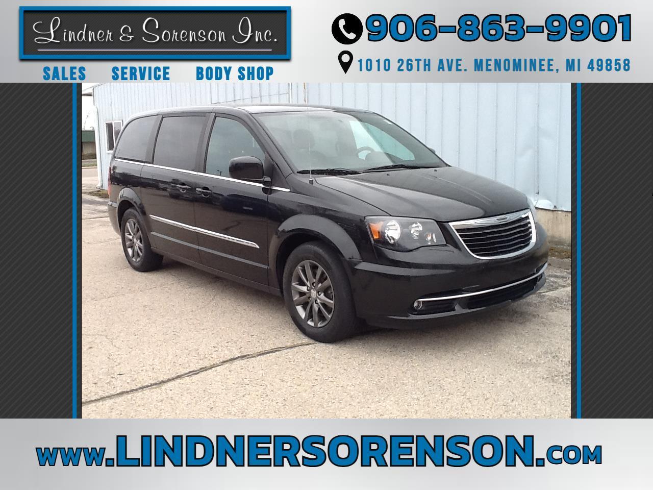 Chrysler Town & Country 4dr Wgn S 2016