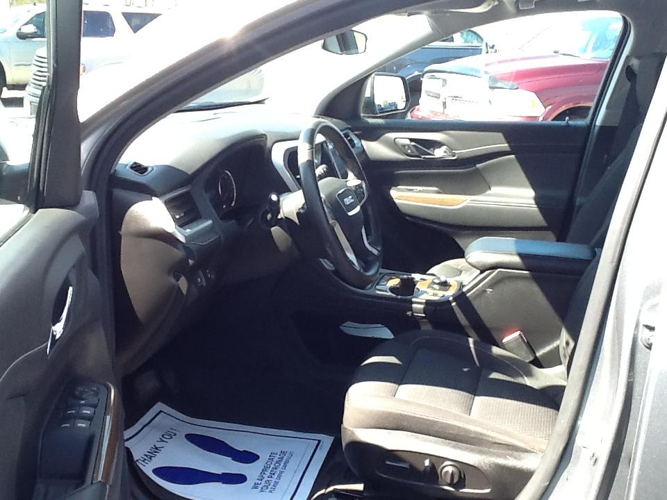 GMC Acadia AWD 4dr SLE 2023
