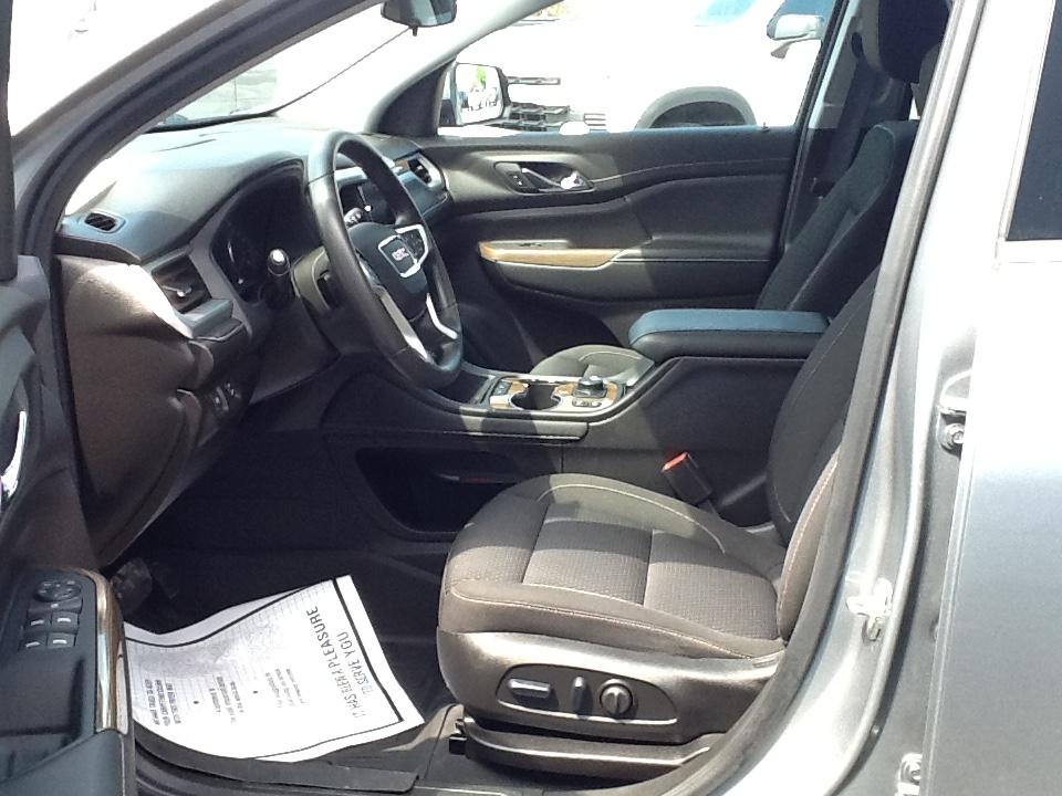 GMC Acadia AWD 4dr SLE 2023