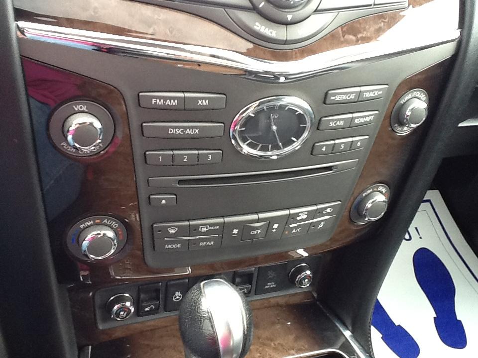 Infiniti QX56 4WD 4dr 7-passenger 2012