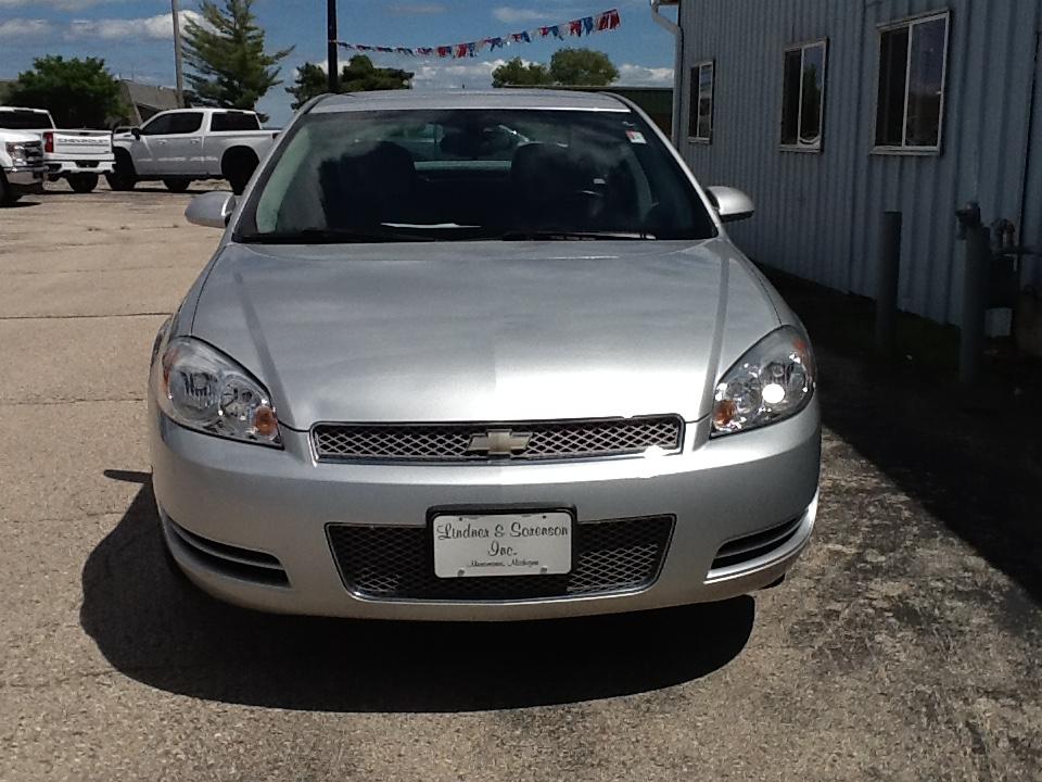Chevrolet Impala 4dr Sdn LT Fleet 2012