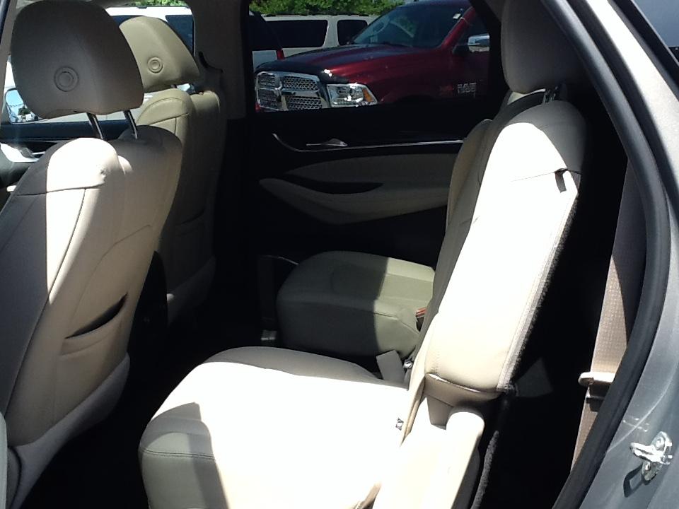 Buick Enclave AWD 4dr Essence 2019