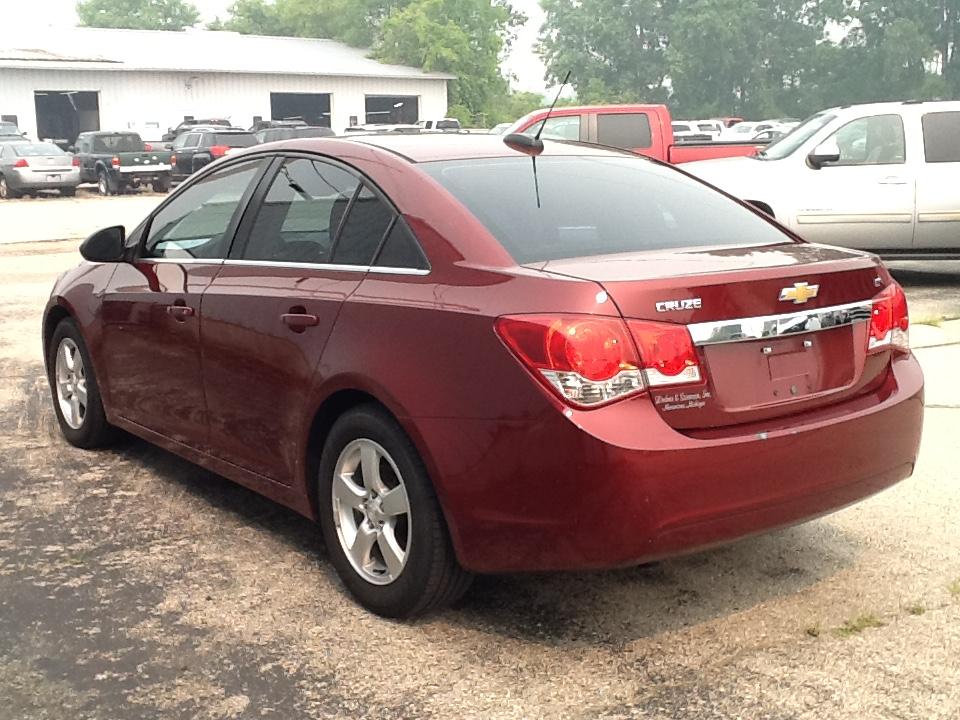 Chevrolet Cruze Limited 4dr Sdn Auto LT w/1LT 2016