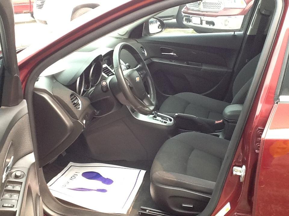 Chevrolet Cruze Limited 4dr Sdn Auto LT w/1LT 2016