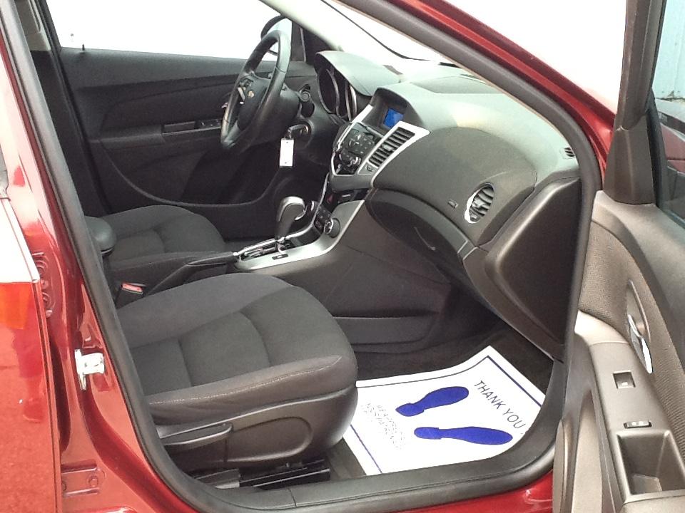 Chevrolet Cruze Limited 4dr Sdn Auto LT w/1LT 2016