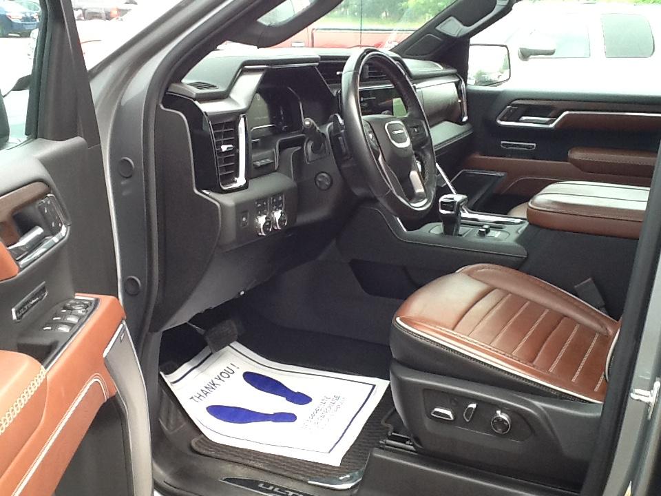 GMC Sierra 1500 4WD Crew Cab 147" Denali Ultimate 2025