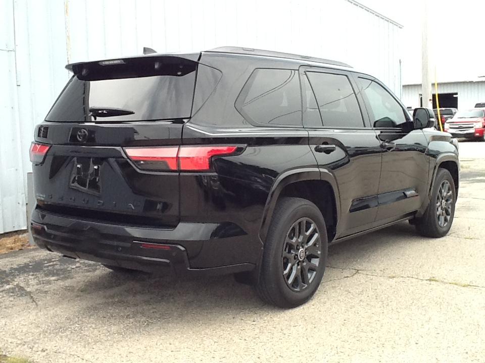Toyota Sequoia Platinum 4WD (Natl) 2024