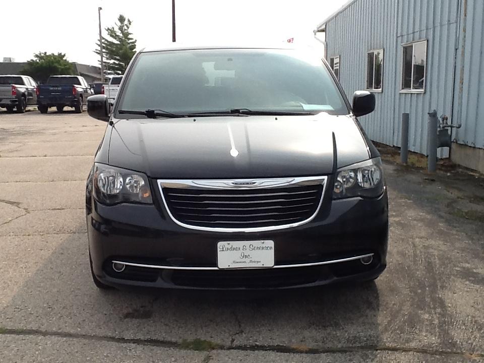 Chrysler Town & Country 4dr Wgn S 2016