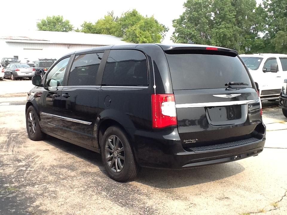 Chrysler Town & Country 4dr Wgn S 2016