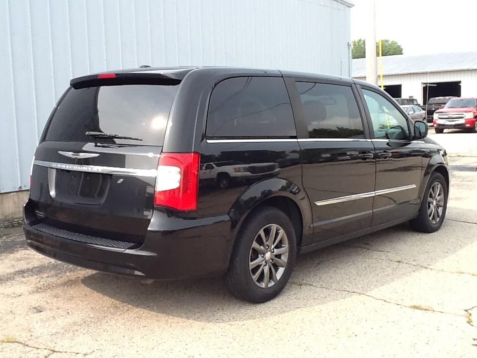 Chrysler Town & Country 4dr Wgn S 2016