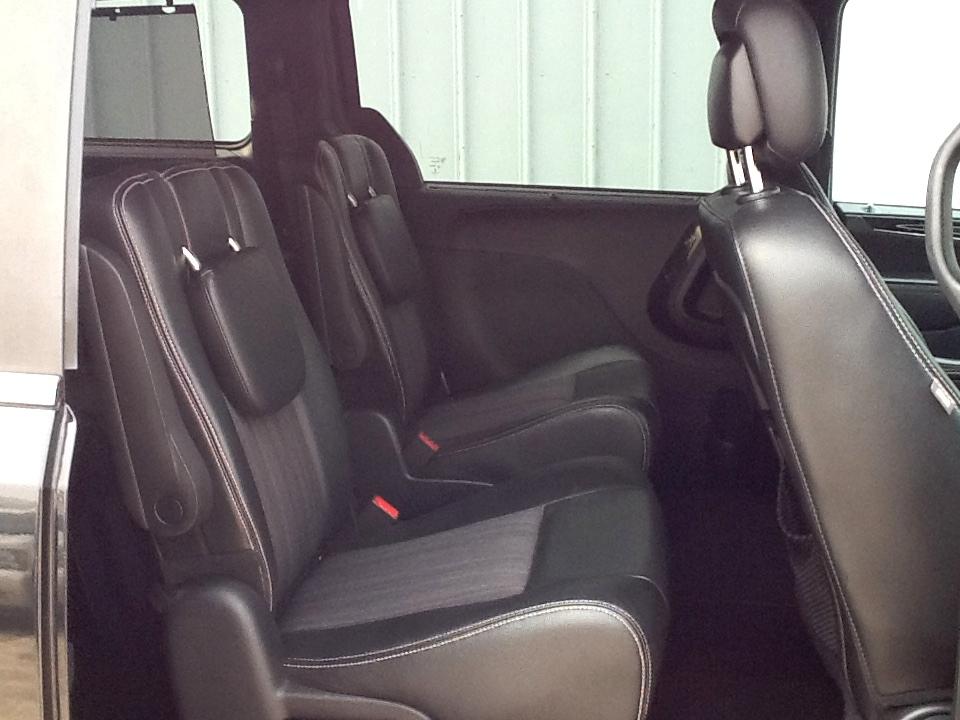 Chrysler Town & Country 4dr Wgn S 2016