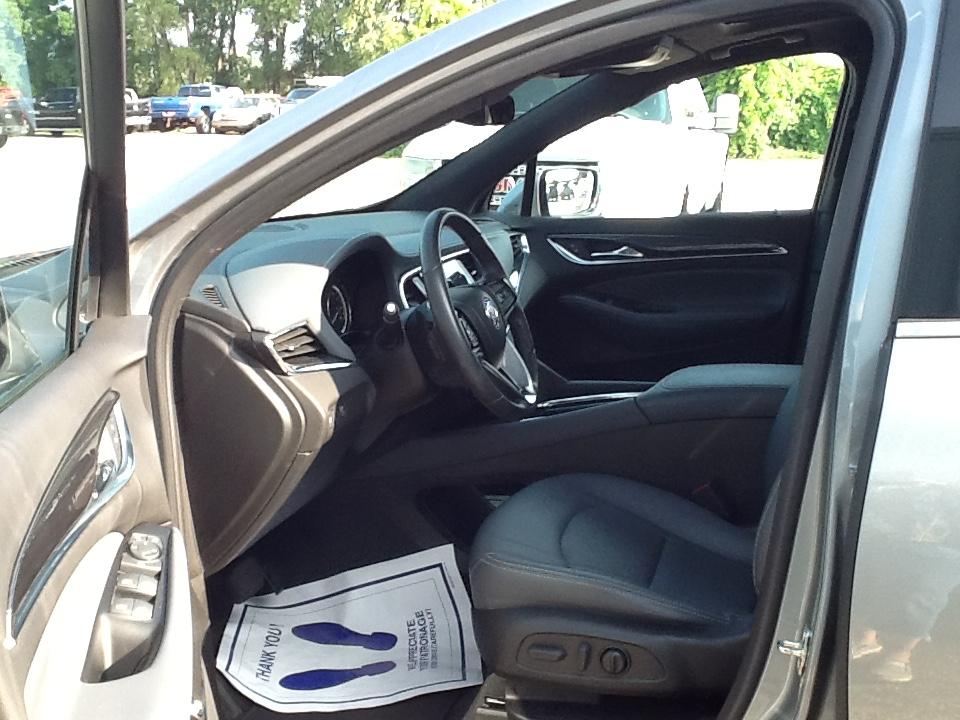 Buick Enclave AWD 4dr Essence 2023