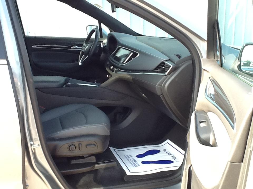 Buick Enclave AWD 4dr Essence 2023