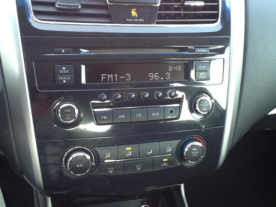 Nissan Altima 4dr Sdn V6 3.5 S 2013