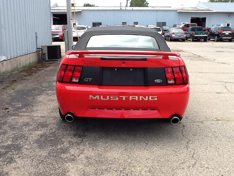 Ford Mustang 2dr Convertible GT 1999