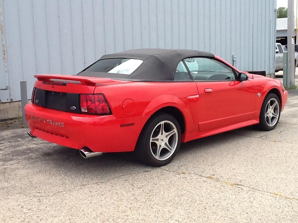 Ford Mustang 2dr Convertible GT 1999