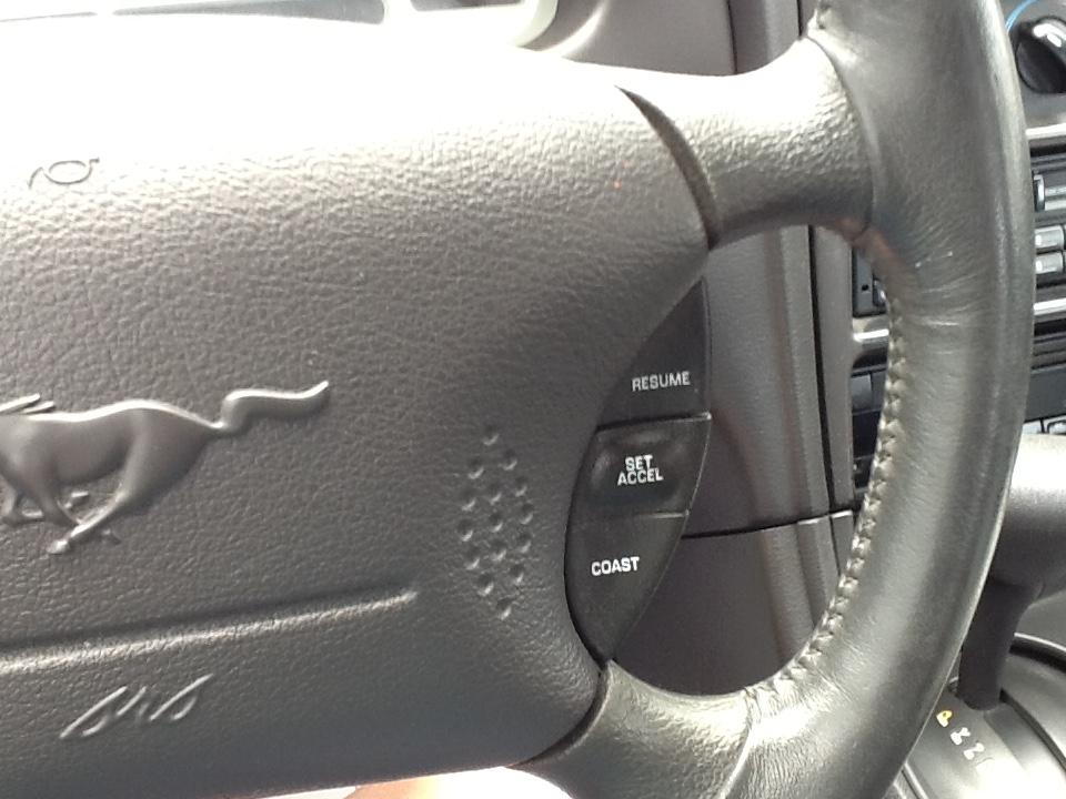 Ford Mustang 2dr Convertible GT 1999