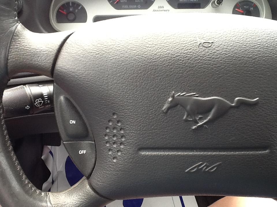 Ford Mustang 2dr Convertible GT 1999