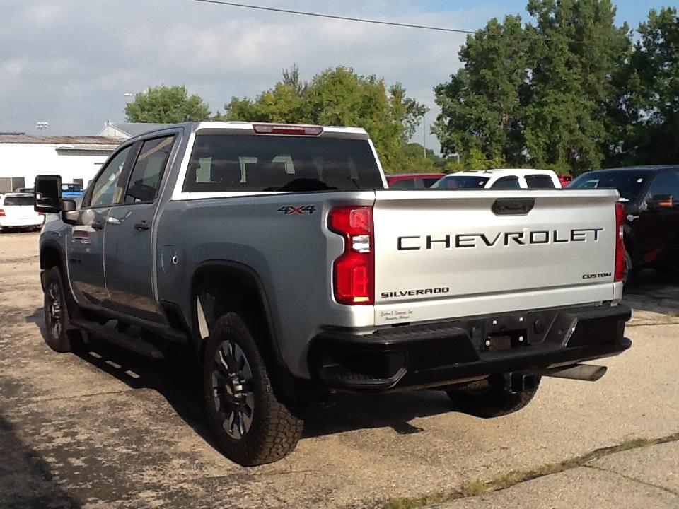 Chevrolet Silverado 2500HD 4WD Crew Cab 159" Custom 2021